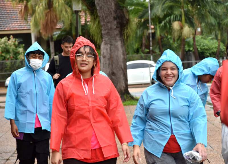 Estudiantes de Montecarlo y Puerto Iguazú participaron de una visita educativa a la Legislatura y aprendieron sobre la creación de leyes imagen-12