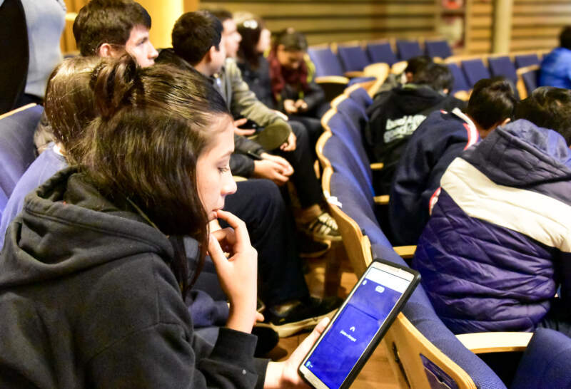 Del frío al debate: estudiantes coparon la Legislatura con preguntas y participación imagen-2