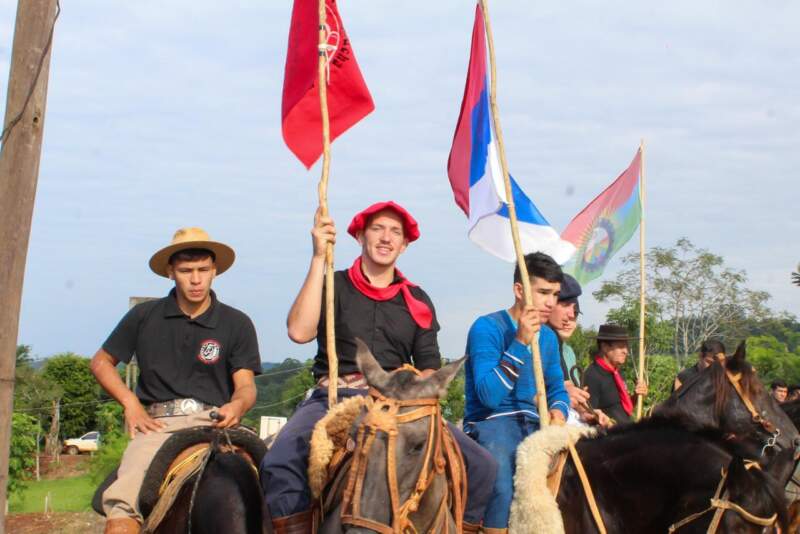 En el festejo por los 67 años de Colonia Aurora, Sartori llamó a sostener la convivencia y el trabajo conjunto 5 En el festejo por los 67 años de Colonia Aurora, Sartori llamó a sostener la convivencia y el trabajo conjunto imagen-4