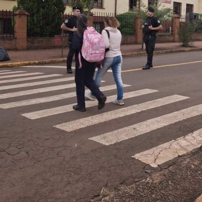 Prevención y acompañamiento en escuelas: la Policía refuerza acciones en el ámbito educativo imagen-14