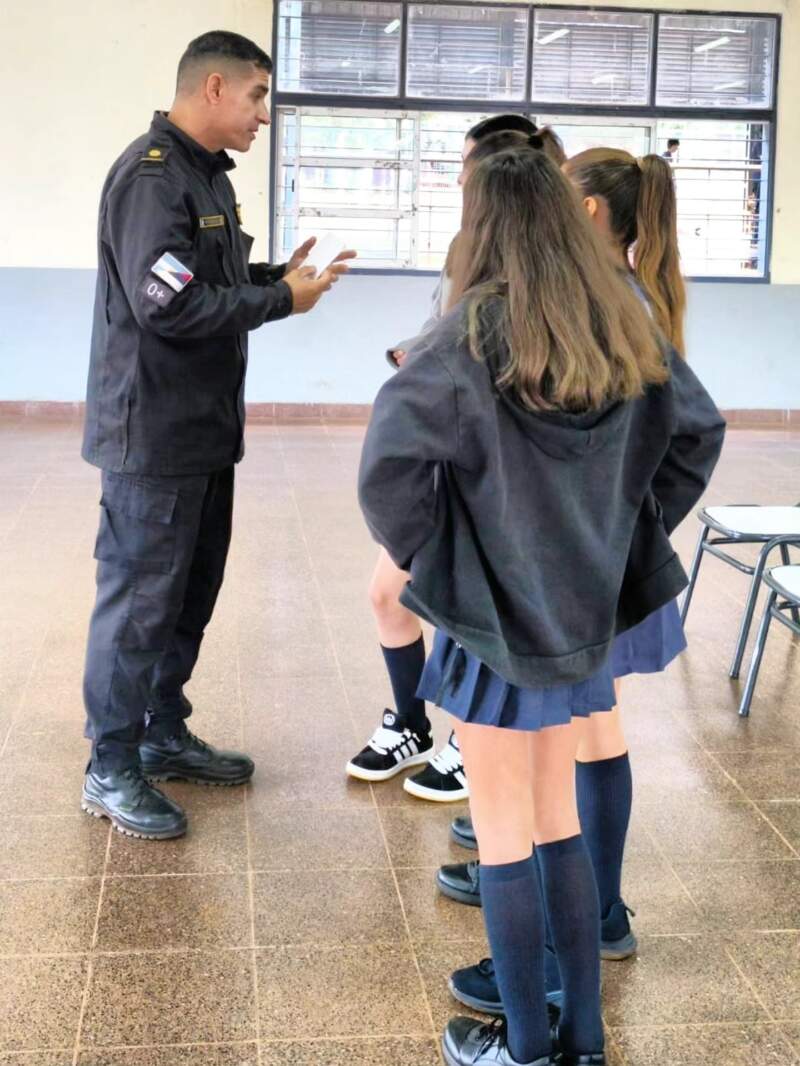 Prevención escolar: La Policía de Misiones refuerza su sistema integral ante nuevas dinámicas digitales imagen-18
