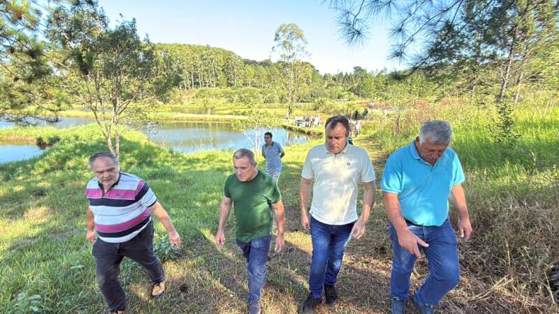 “Es clave que los funcionarios recorramos los municipios para profundizar la gestión”, dijo Carlos Sartori durante despesque en Campo Viera imagen-12