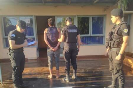 Capturan al ladrón serial de Campo Grande: lo vinculan a tres robos y recuperaron joyas, dinero y electrónicos imagen-11
