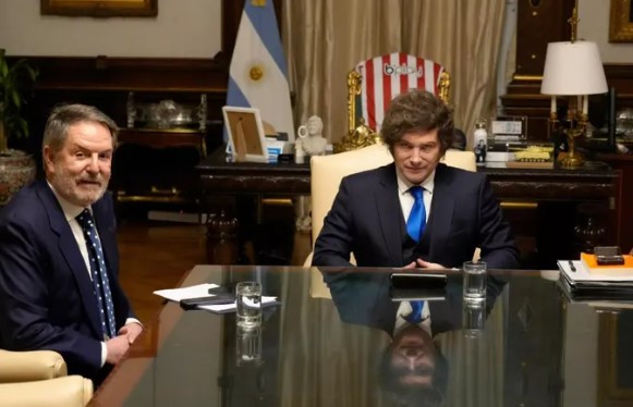 Javier Milei defendió el ajuste fiscal, cruzó a Victoria Villaruel y reforzó su alianza con Trump y Netanyahu imagen-12