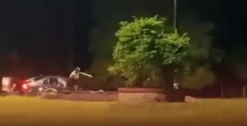 Polémica en Eldorado: inspector municipal de Tránsito arrojó piedras a motociclista, ahora se le inició un sumario administrativo imagen-12