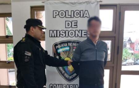 Vio que lo acusaban en redes por un delito sexual y se presentó ante la Policía en Posadas Vio que lo acusaban en redes por un delito sexual y se presentó ante la Policía en Posadas imagen-18