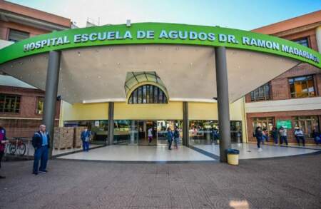 Investigan la muerte de un hombre, lo llevaron al Hospital Madariaga donde llegó sin signos vitales imagen-5