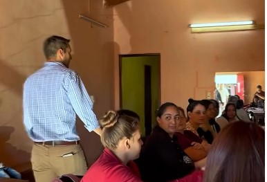 «La reactivación económica es una decisión política”: Vilchez apuesta a la educación en San Javier "La reactivación económica es una decisión política”: Vilchez apuesta a la educación en San Javier imagen-10