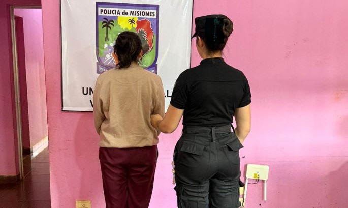 Armó un circuito de cobros ilegales, desvió $140 millones y la Policía la detuvo en Apóstoles imagen-12