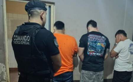 Detuvieron a tres hombres tras disturbios y agresión a un policía en el Autódromo de Posadas imagen-4