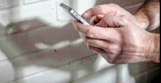 El Gobierno usará tecnología para bloquear teléfonos celulares en las cárceles federales imagen-12