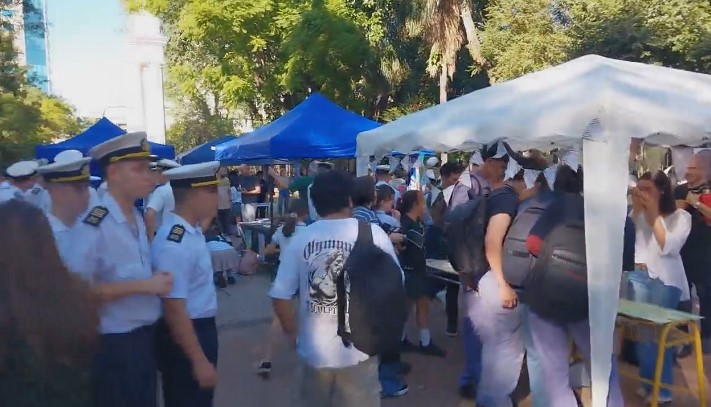 Kermés Científica en la Plaza 9 de Julio: Investigadoras de la UNaM suman valor agregado al almidón para la salud intestinal imagen-12