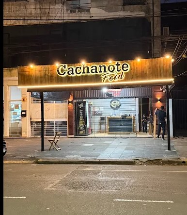 Por la crisis económica conocido local gastronómico de Posadas baja la persiana de una sucursal imagen-2