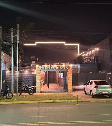 Por la crisis económica conocido local gastronómico de Posadas baja la persiana de una sucursal imagen-8