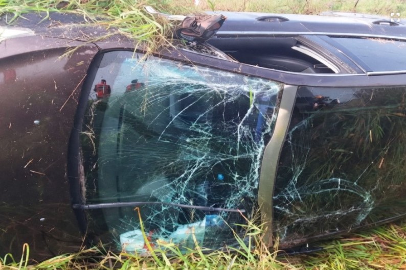Santiago del Estero: una familia de Misiones resultó herida tras el vuelco del auto en la Ruta 89 imagen-13