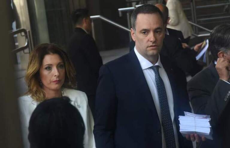 Rafecas archivó la causa por el vuelo de la esposa de Adorni en avión presidencial y enterró judicialmente una polémica que sigue viva imagen-49