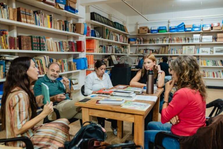 Misiones pisa fuerte en la Feria del Libro: 40 obras compiten por un lugar en Buenos Aires imagen-29
