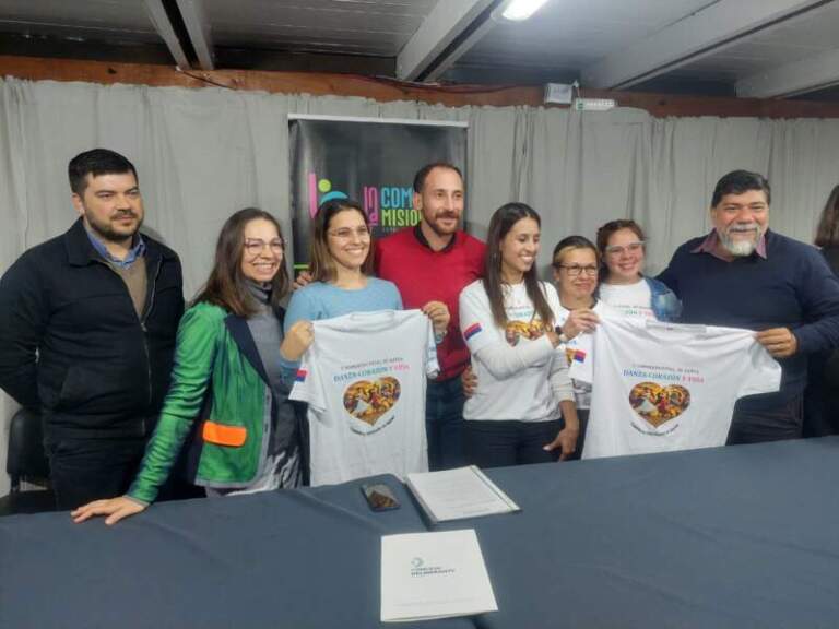 Oberá se convierte en el epicentro de la danza: Misiones lanza su primer congreso provincial con cupo casi completo y mirada profesional Oberá se convierte en el epicentro de la danza: Misiones lanza su primer congreso provincial con cupo casi completo y mirada profesional imagen-28