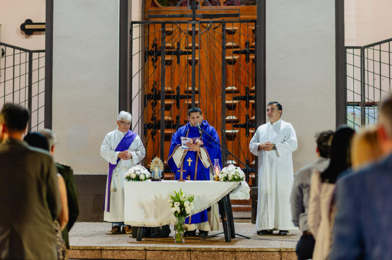 Malvinas, 44 años después: la vigilia en Posadas volvió a poner en debate la memoria, las heridas y el sentido de la guerra imagen-17