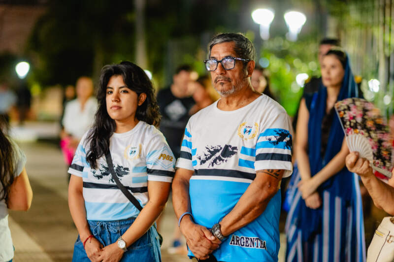 Malvinas, 44 años después: la vigilia en Posadas volvió a poner en debate la memoria, las heridas y el sentido de la guerra imagen-13