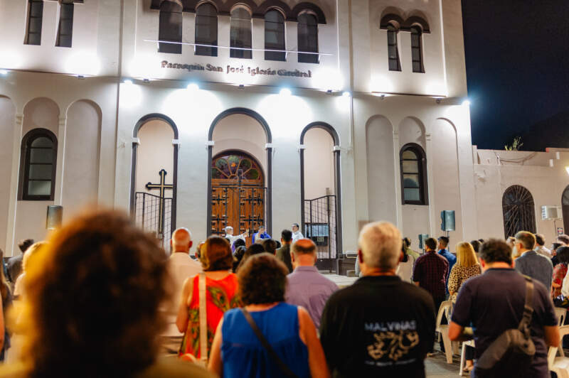 Malvinas, 44 años después: la vigilia en Posadas volvió a poner en debate la memoria, las heridas y el sentido de la guerra imagen-12