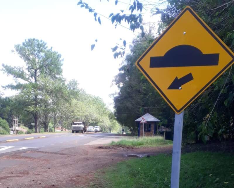 Vialidad Provincial sumó cartelería e información vial en la RP 103 para mejorar la circulación y la seguridad de conductores y turistas imagen-4