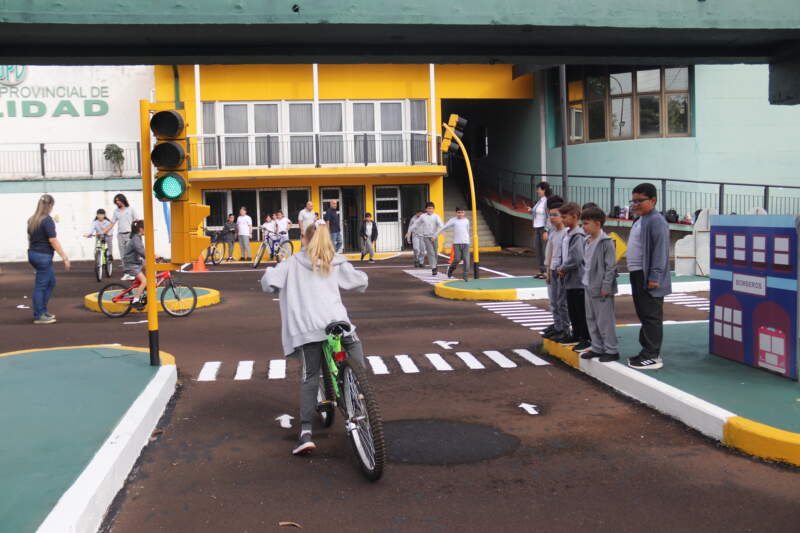 Con foco en la prevención, Vialidad Provincial inició su ciclo 2026 de educación vial en las aulas Con foco en la prevención, Vialidad Provincial inició su ciclo 2026 de educación vial en las aulas imagen-11