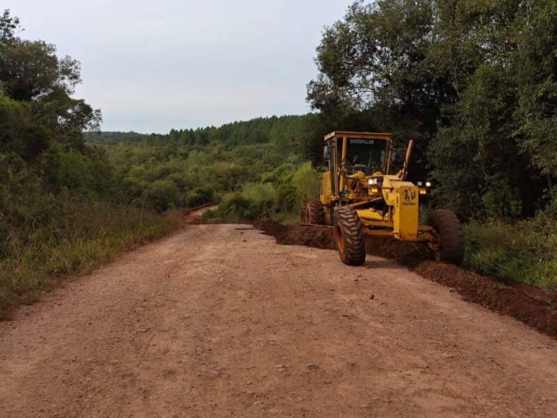 Vialidad de Misiones despliega más de 20 frentes de obra en rutas terradas en toda la provincia imagen-8