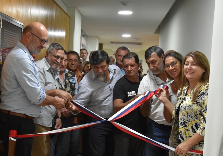 La Legislatura inauguró una muestra que rinde homenaje a los héroes misioneros de Malvinas La Legislatura inauguró una muestra que rinde homenaje a los héroes misioneros de Malvinas imagen-6