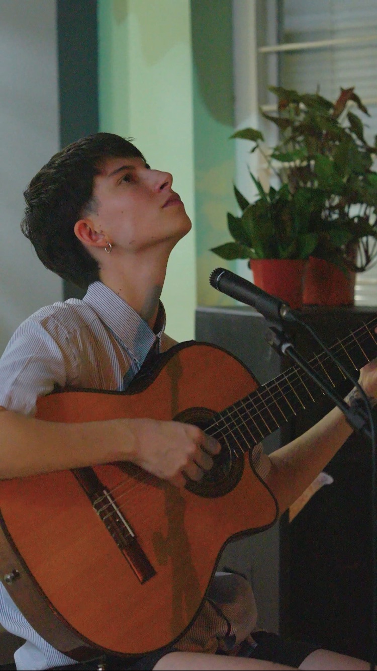 “Guardo en el Norte”: el viaje íntimo de Eugenia Krako entre la memoria, el desarraigo y la música 3 “Guardo en el Norte”: el viaje íntimo de Eugenia Krako entre la memoria, el desarraigo y la música imagen-2