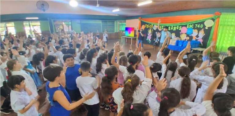 Fiesta total en El Soberbio: Gurises Felices celebró los 37 años de la Escuela 740 a pura alegría Fiesta total en El Soberbio: Gurises Felices celebró los 37 años de la Escuela 740 a pura alegría imagen-10