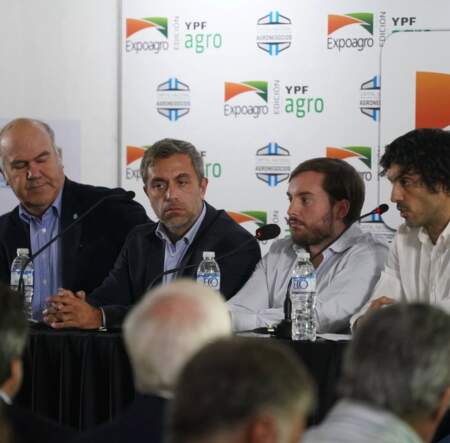 Polémica por funcionarios y legisladores oficialista que accedieron a créditos del Banco Nación imagen-11