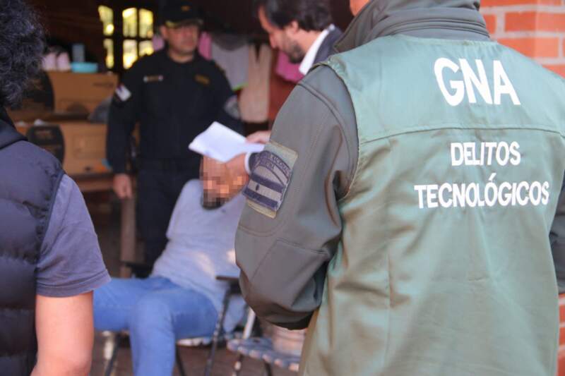 Operativo en Eldorado: detienen a un ciudadano investigado por tráfico de material de abuso sexual infantil a través de redes de intercambio digital imagen-6