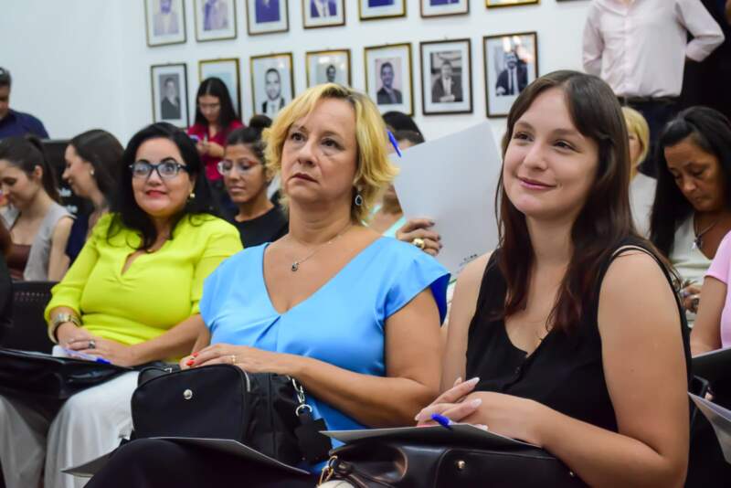 Parlamentarias pisan fuerte y refuerzan su compromiso legislativo con proyectos que buscan impacto real imagen-5