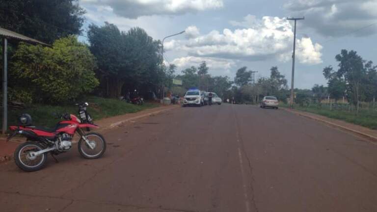Dos motocicletas chocaron en Cerro Azul: una adolescente sufrió lesiones graves imagen-45