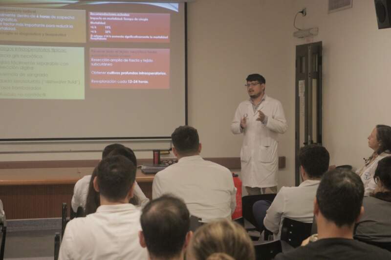 Capacitación en cirugía plástica del Madariaga destaca manejo multidisciplinario de casos críticos 3 Capacitación en cirugía plástica del Madariaga destaca manejo multidisciplinario de casos críticos imagen-2