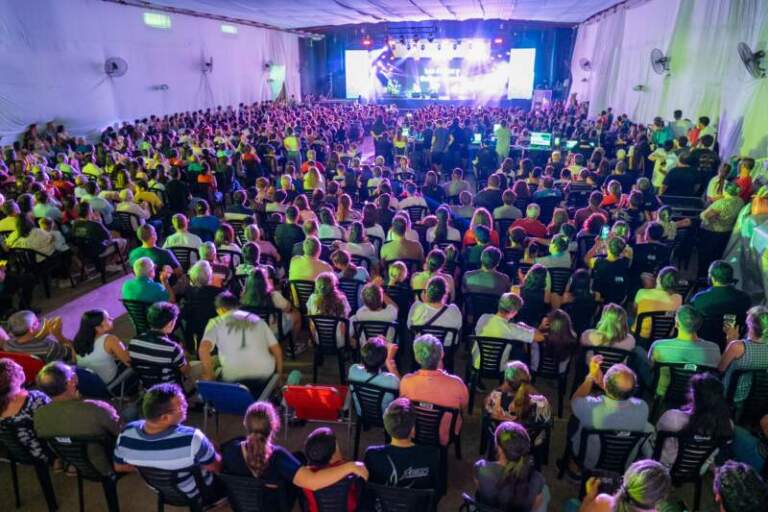 Alem cerró una Semana Santa multitudinaria con fe, cultura y fuerte impacto turístico imagen-44