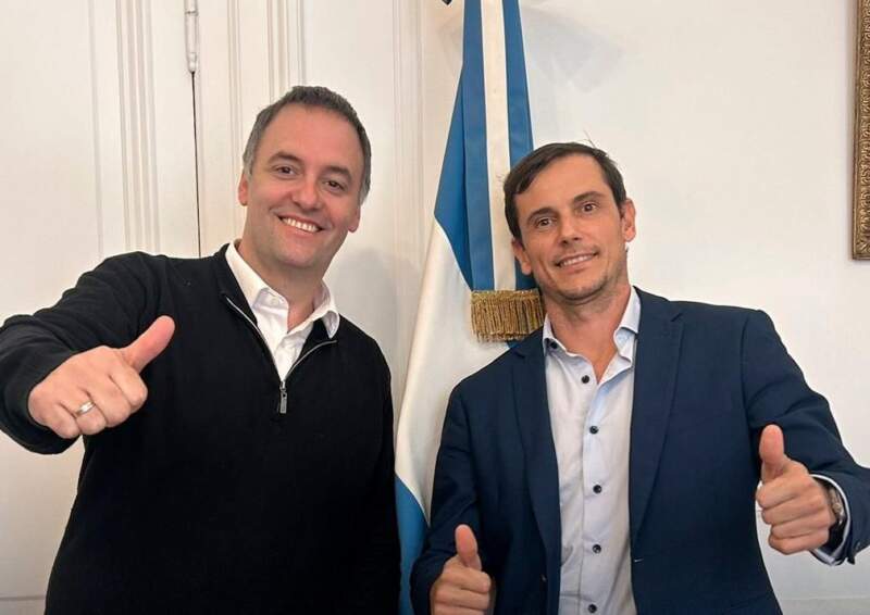 Cada vez más complicado: Manuel Adorni inicia su estrategia judicial para presentarse en Comodoro Py imagen-2