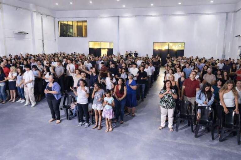 En López y Planes, la fe también se levanta ladrillo a ladrillo imagen-31