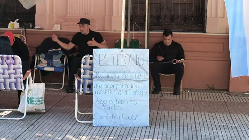 No pueden volver a la fuerza y ahora arriesgan otra imputación por mostrarse como policías imagen-2