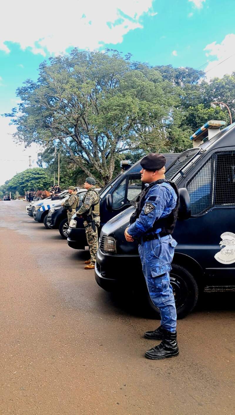Megaoperación policial con más de 2.500 efectivos en barrios de toda la provincia imagen-5