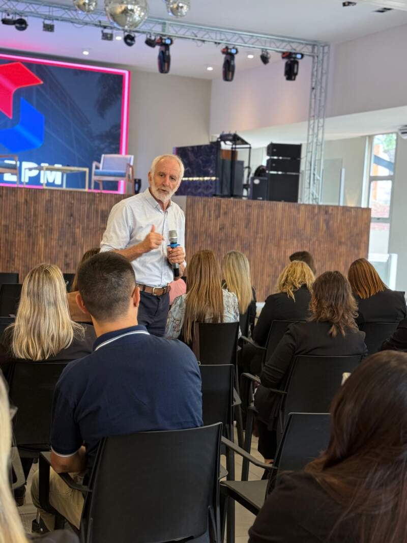 Capacitación en liderazgo institucional: rectores y equipos de conducción participan de la propuesta de TICMAS imagen-6