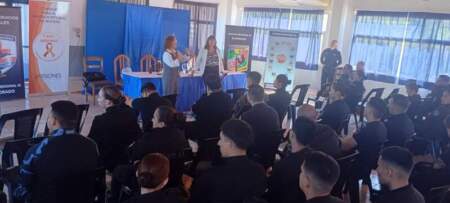 Capacitación de Prevención del Suicidio para Policías de Misiones Capacitación de Prevención del Suicidio para Policías de Misiones imagen-4