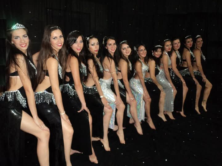 A 30 años de la danza: Romina Maluf abrió el corazón en una charla íntima con sus primeras alumnas en Luces Magazine 7 A 30 años de la danza: Romina Maluf abrió el corazón en una charla íntima con sus primeras alumnas en Luces Magazine imagen-6