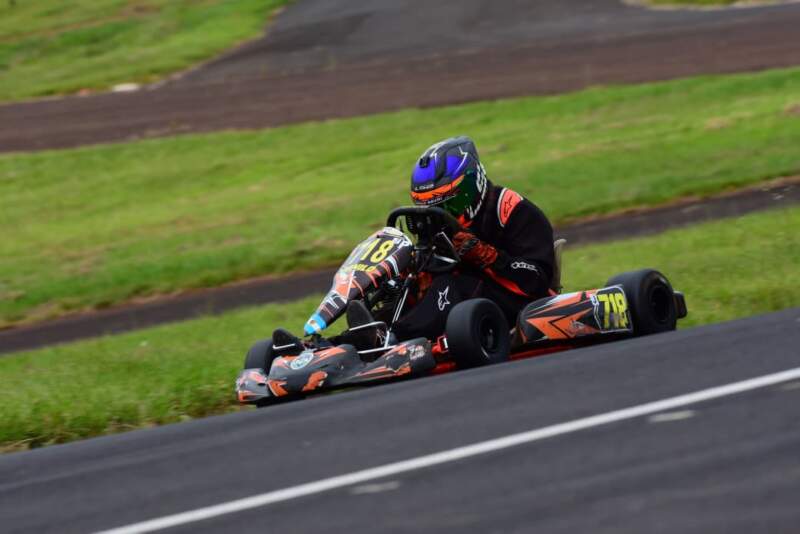 Karting: sábado de emociones y festejos en el regreso del campeonato misionero 9 Karting: sábado de emociones y festejos en el regreso del campeonato misionero imagen-8