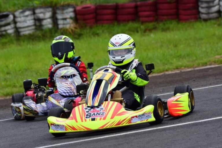 Karting: sábado de emociones y festejos en el regreso del campeonato misionero Karting: sábado de emociones y festejos en el regreso del campeonato misionero imagen-22