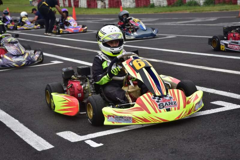 Karting: sábado de emociones y festejos en el regreso del campeonato misionero 3 Karting: sábado de emociones y festejos en el regreso del campeonato misionero imagen-2