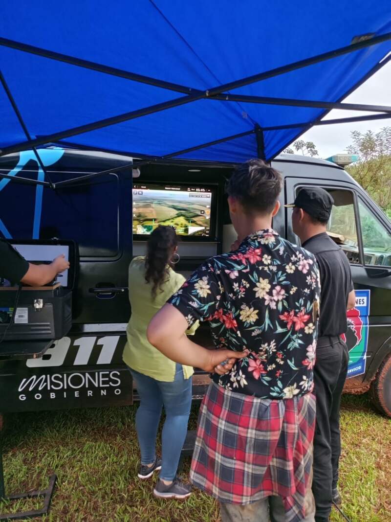 Drones sobrevuelan áreas clave en la búsqueda de un hombre desaparecido en San Ignacio imagen-2