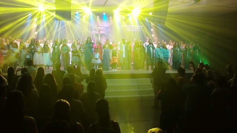 “Jesús, el Plan Perfecto”: una puesta monumental de fe, arte y esperanza en El Faro 3 “Jesús, el Plan Perfecto”: una puesta monumental de fe, arte y esperanza en El Faro imagen-2