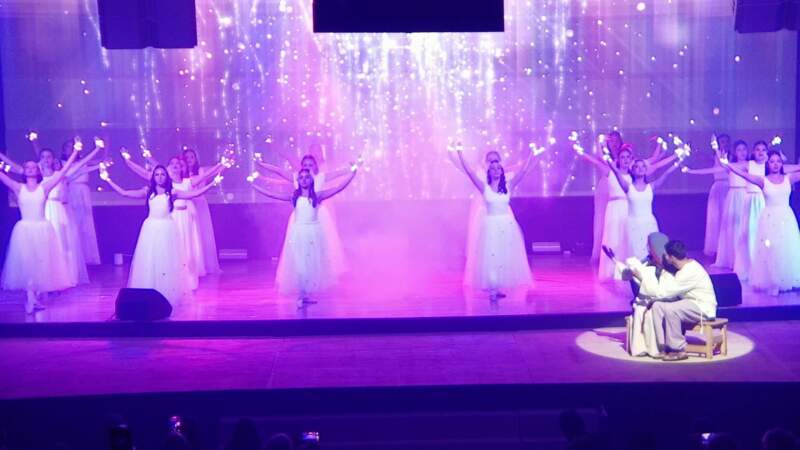 “Jesús, el Plan Perfecto”: una puesta monumental de fe, arte y esperanza en El Faro 17 “Jesús, el Plan Perfecto”: una puesta monumental de fe, arte y esperanza en El Faro imagen-16